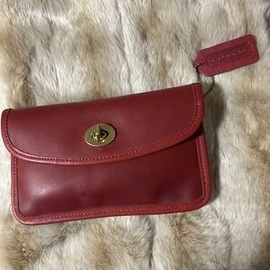 Vintage Coach Mohagany Brown Leather Clutch/Pouch!
